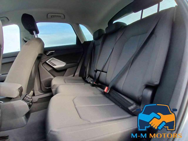 AUDI Q3 35 TFSI S tronic Business