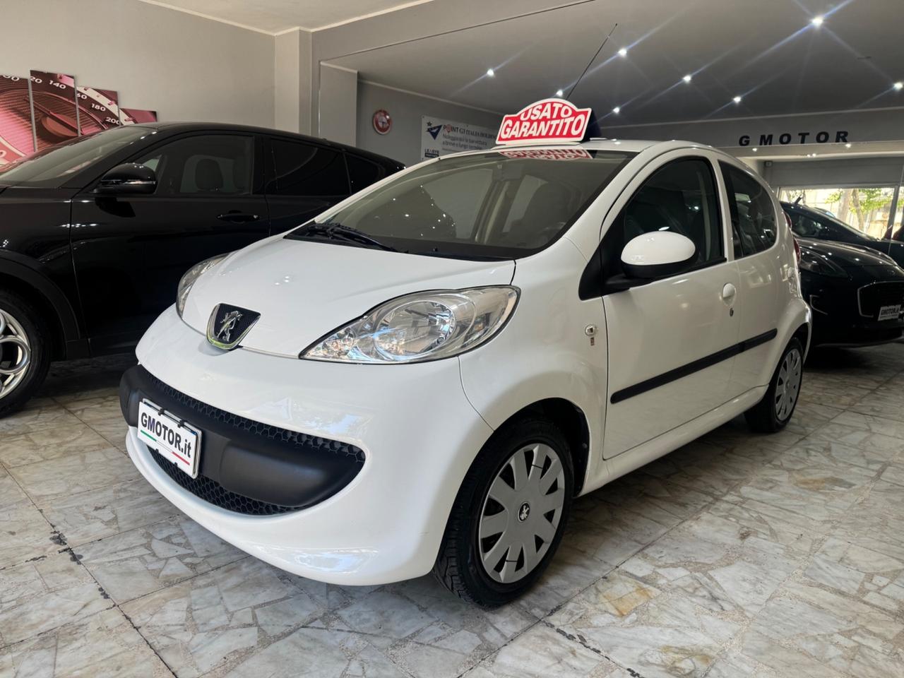Peugeot 107 1.0 68CV 5p. Sweet Years 2Tronic