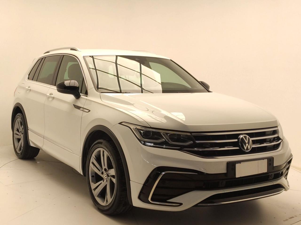 Volkswagen Tiguan 2.0 TDI 150 CV SCR DSG R-Line
