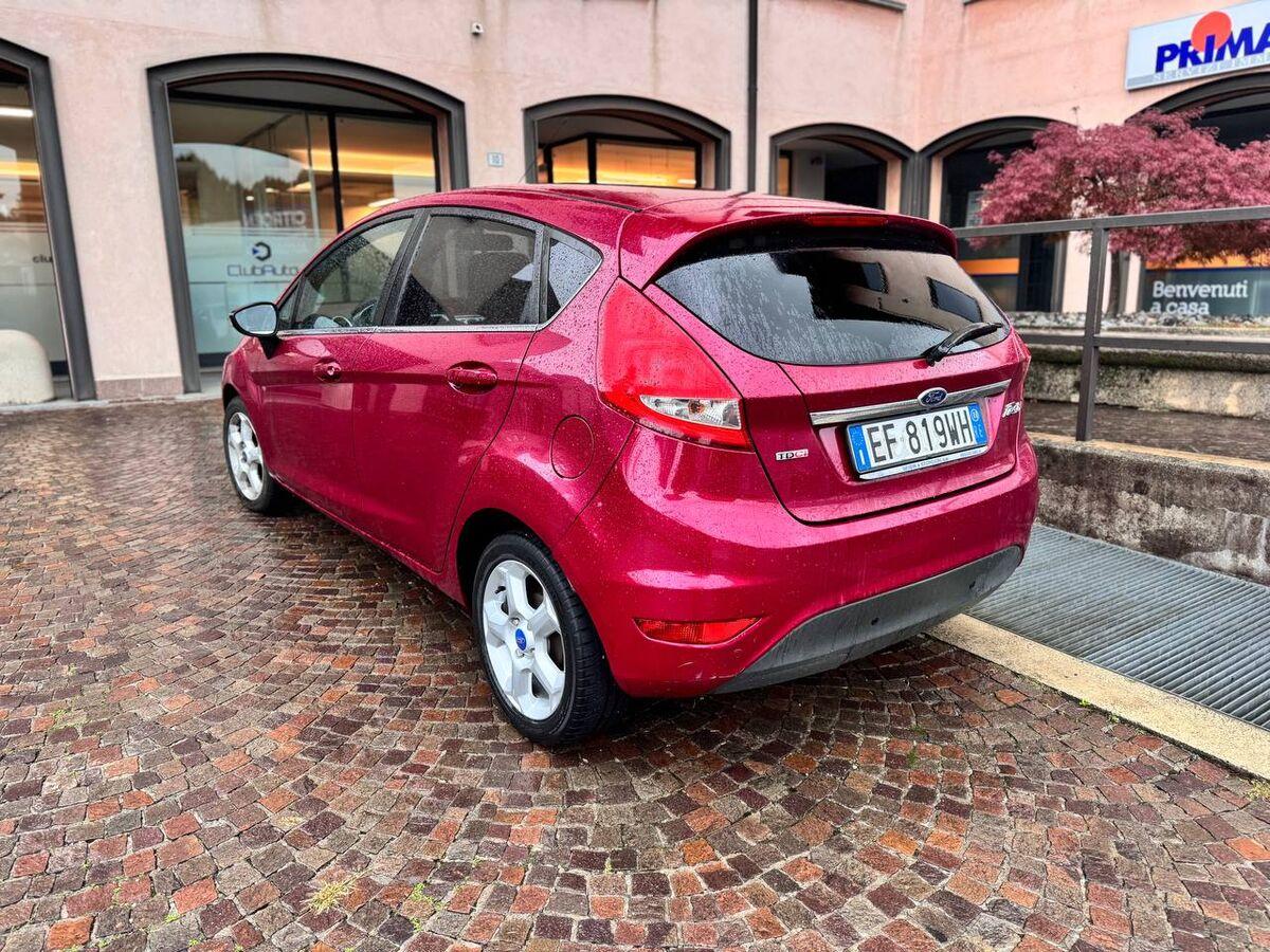 Ford Fiesta DISTRIBUZIONE FATTA!
