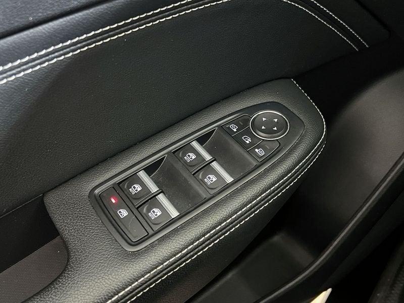 Renault Arkana E-Tech 1.6 Hybrid E-TECH 145 INTENS