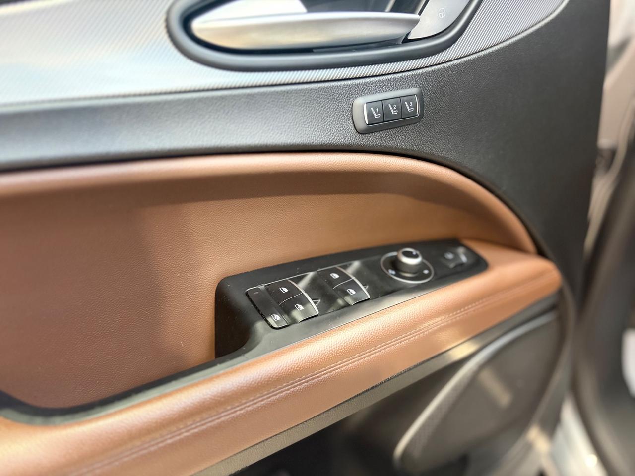 Alfa Romeo Stelvio 2.2 Turbodiesel 210 CV AT8 Q4 Super