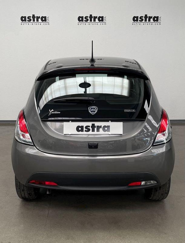 Lancia Ypsilon 1.0 FireFly 5 porte S&S Hybrid Platino