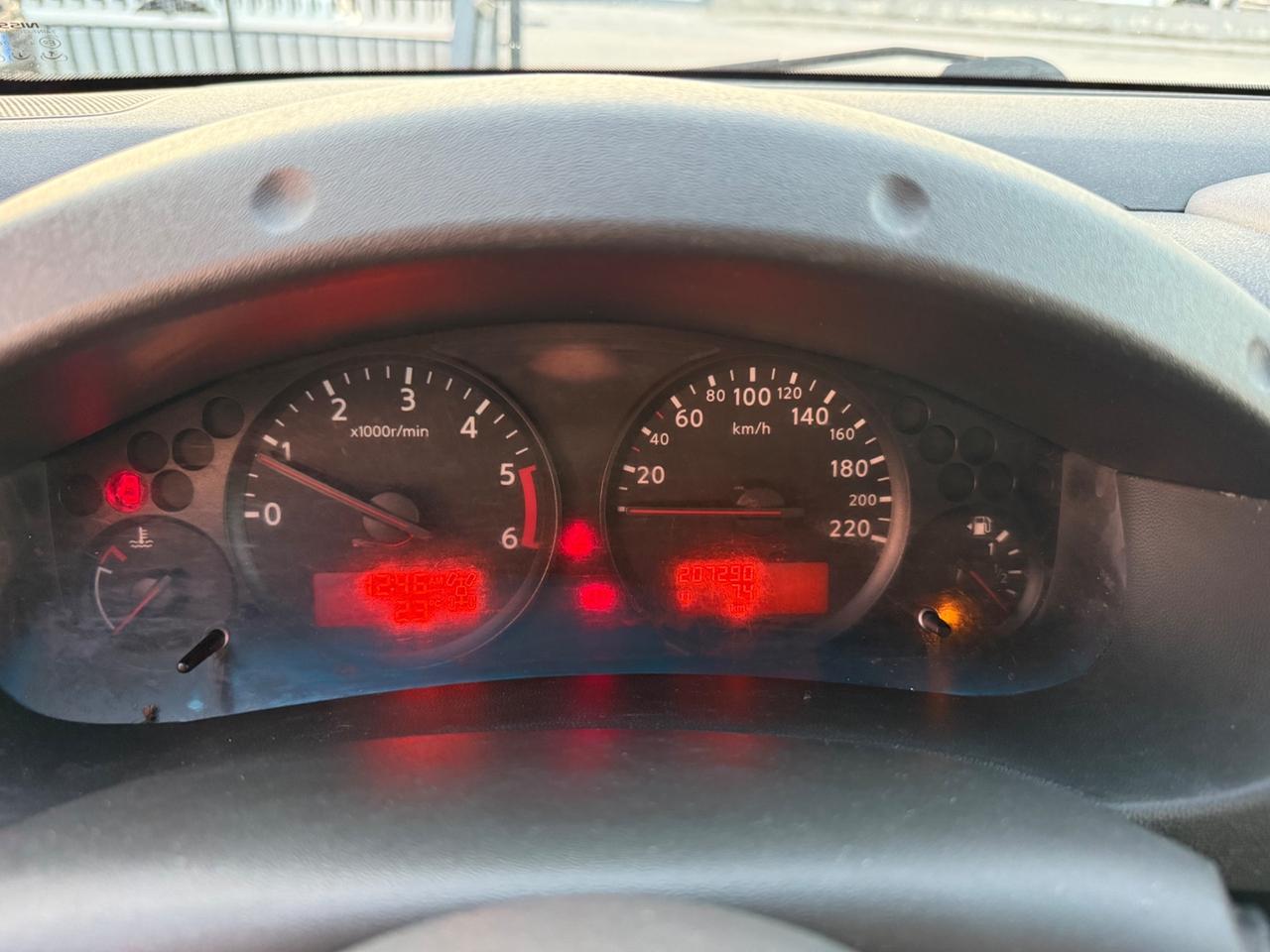 Nissan Navara 2.5 dCi 190CV 4 porte Double Cab Sport Platinum