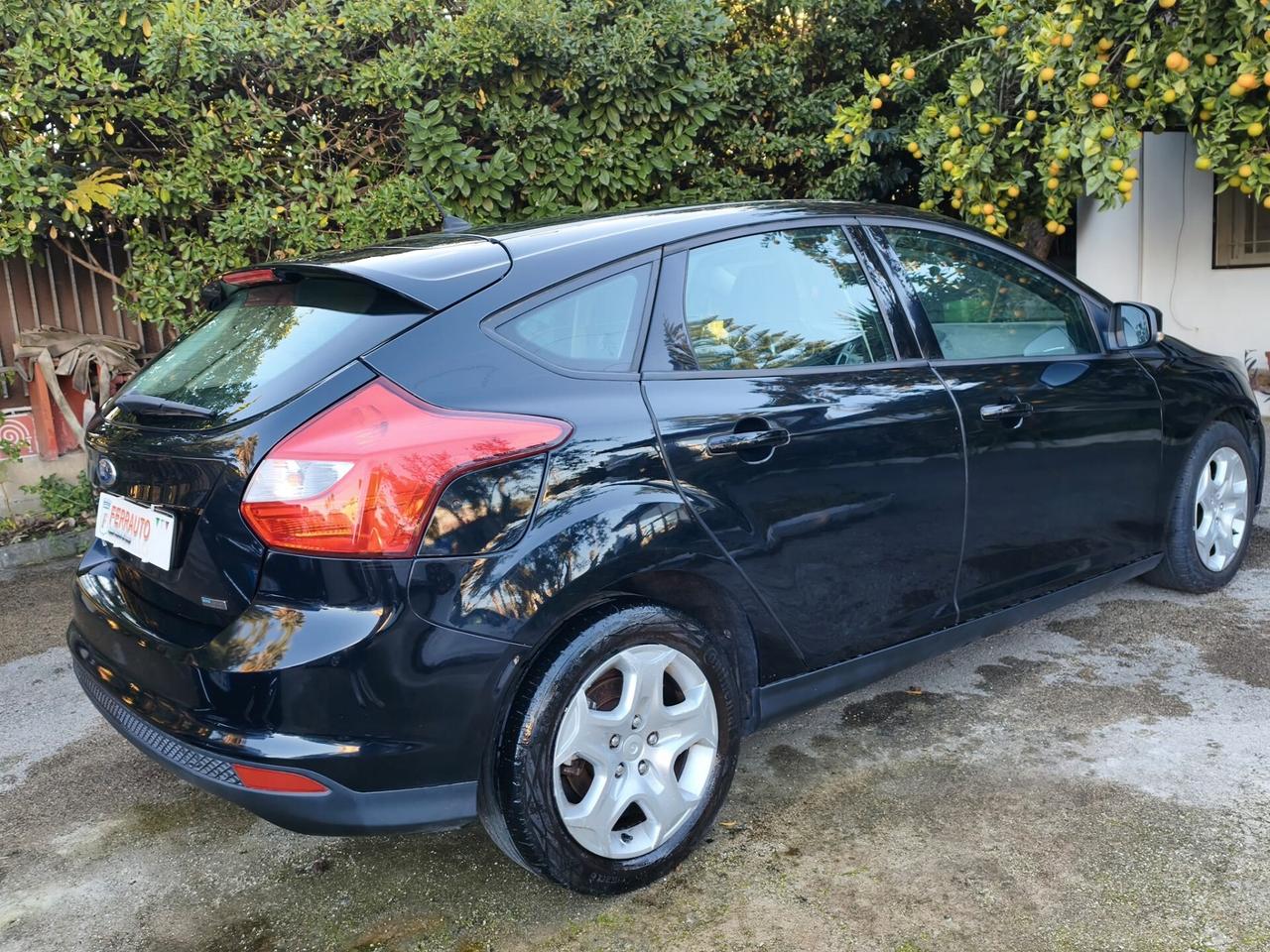 FORD FOCUS 1.0 101CV MODELLO PLUS