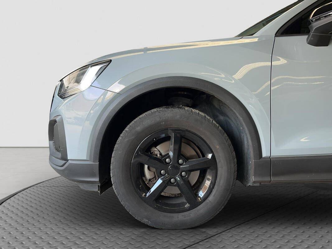 Audi Q2 30 tdi 2.0 116cv s-tronic Identity Black automatica 2021