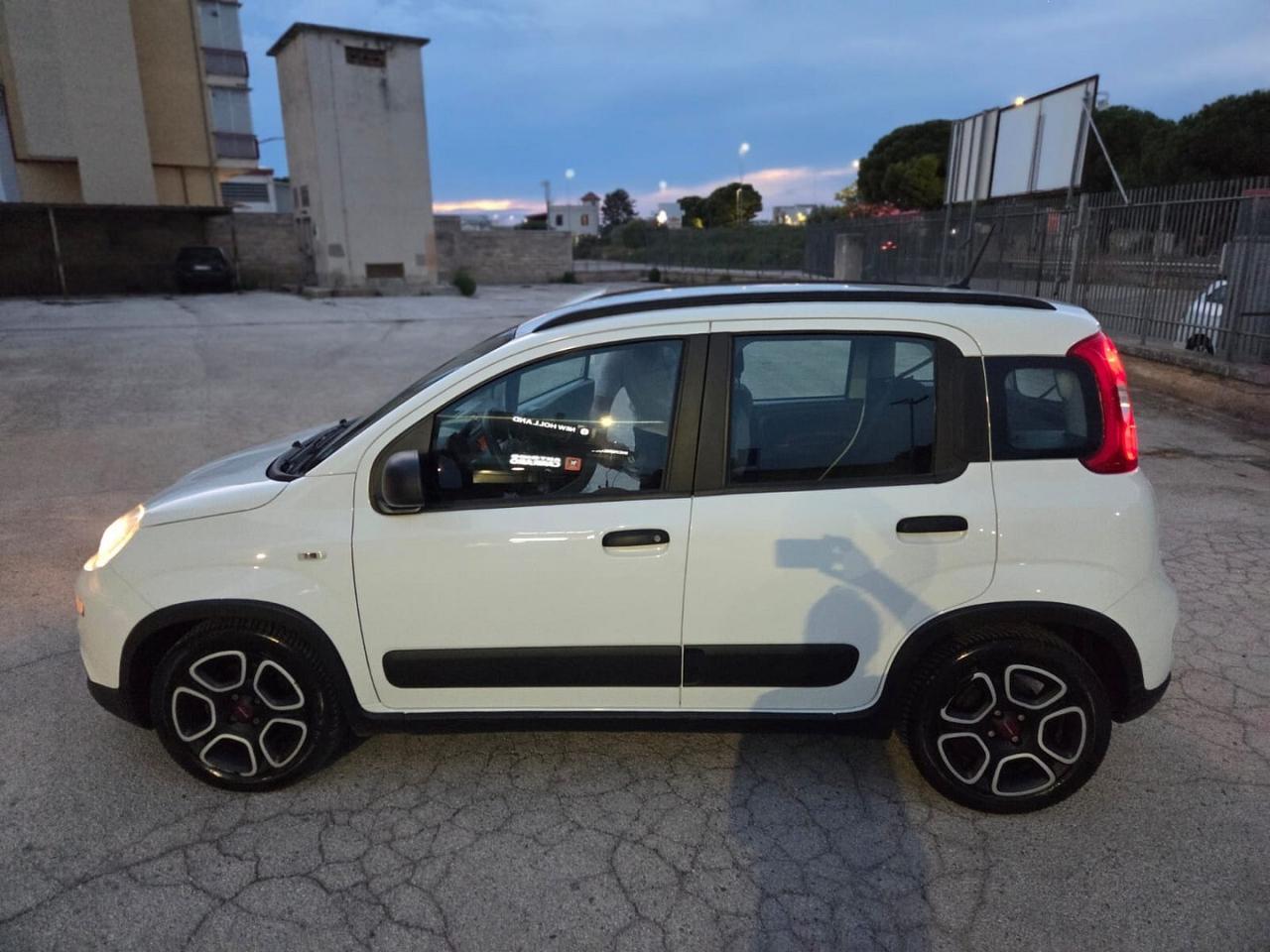 PANDA 1.0 FIREFLY S&S HYBRID CITY LIFE UNICO PROP.
