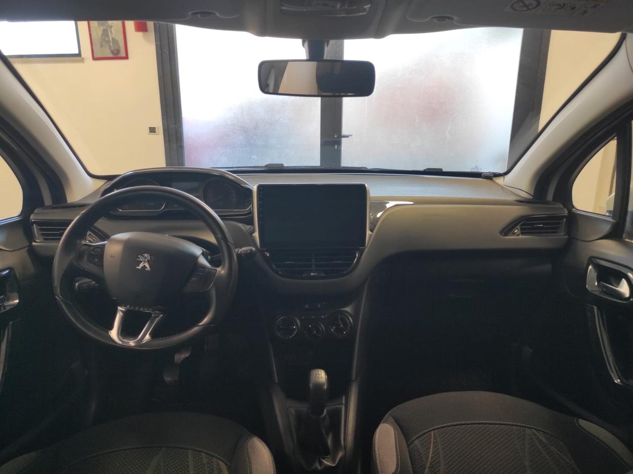 Peugeot 208 1.4 HDi 68 CV 5 porte Allure