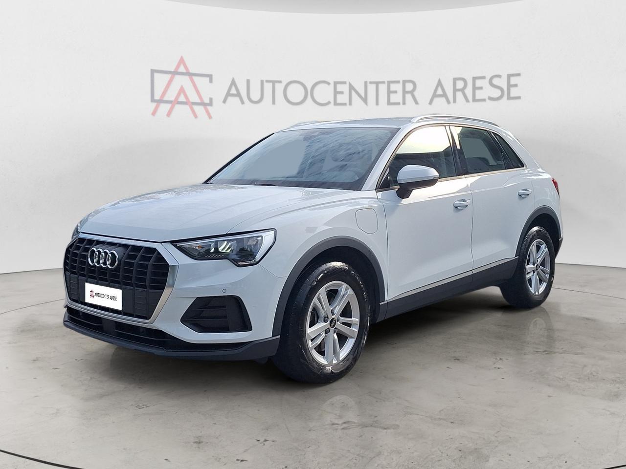 Audi Q3 45 1.4 tfsi e Business s-tronic