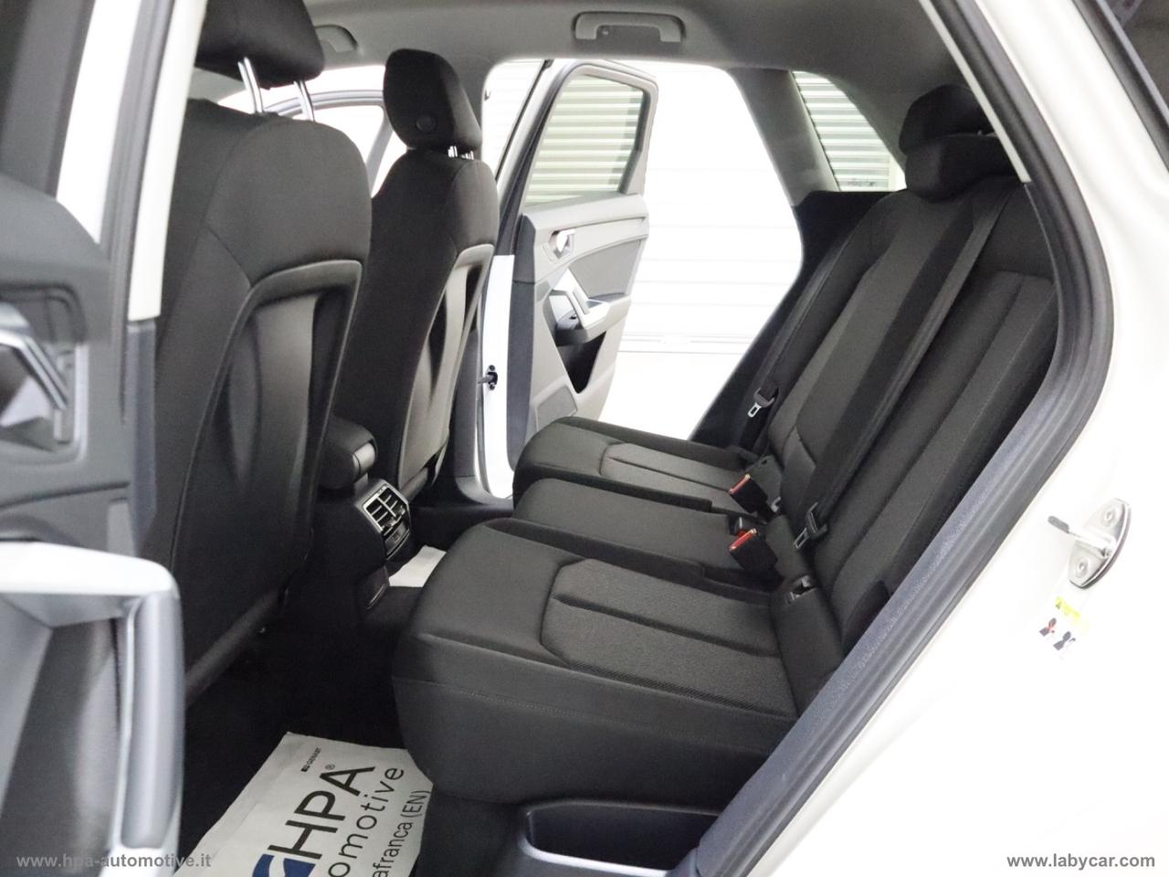 AUDI Q3 150CV S-LINE RETROCAMERA BLACK EDITION