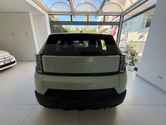 FIAT Grande Panda 1.2 Hybrid 110 CV S&S Icon tua da ?239,00 mensili