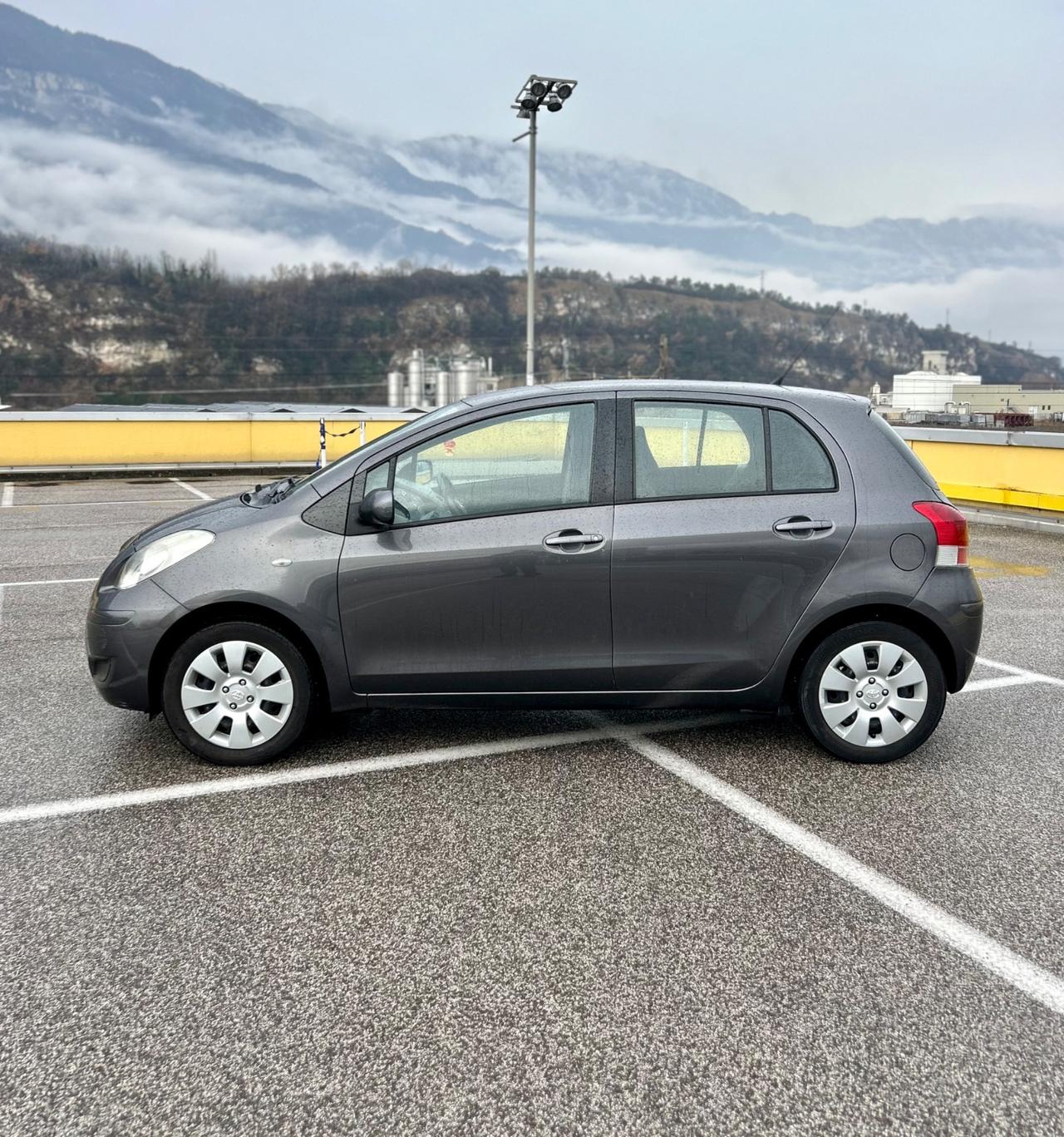 Toyota Yaris 1.0 5p Luxury Pack 2009 Neopatentati