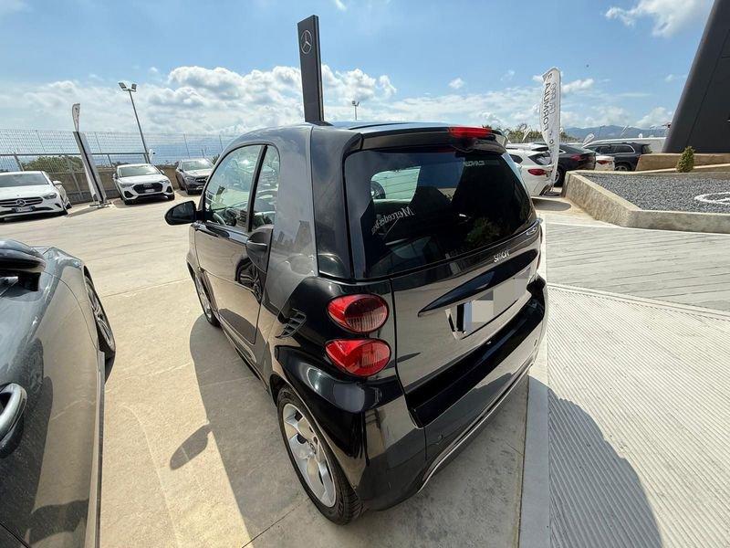 smart fortwo fortwo 1000 52 kW MHD coupé passion