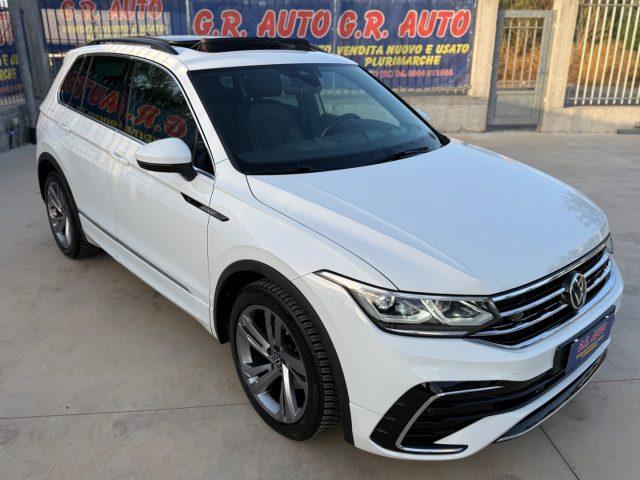VOLKSWAGEN Tiguan 2.0 TDI R-Line TETTO APRIBILE