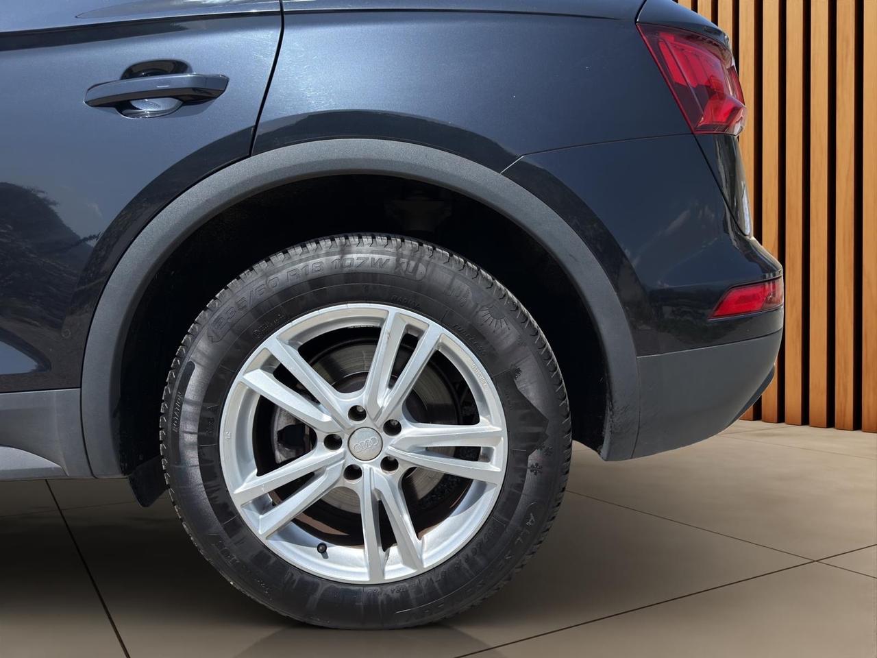 Audi Q5 2.0 TDI quattro S tronic Business Sport