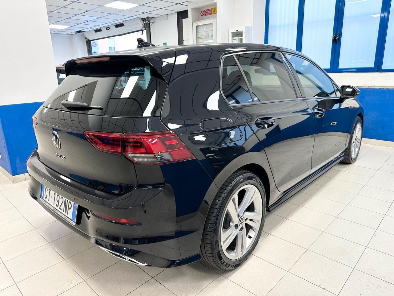 Volkswagen Golf 2.0 TDI 150 CV DSG SCR R-Line