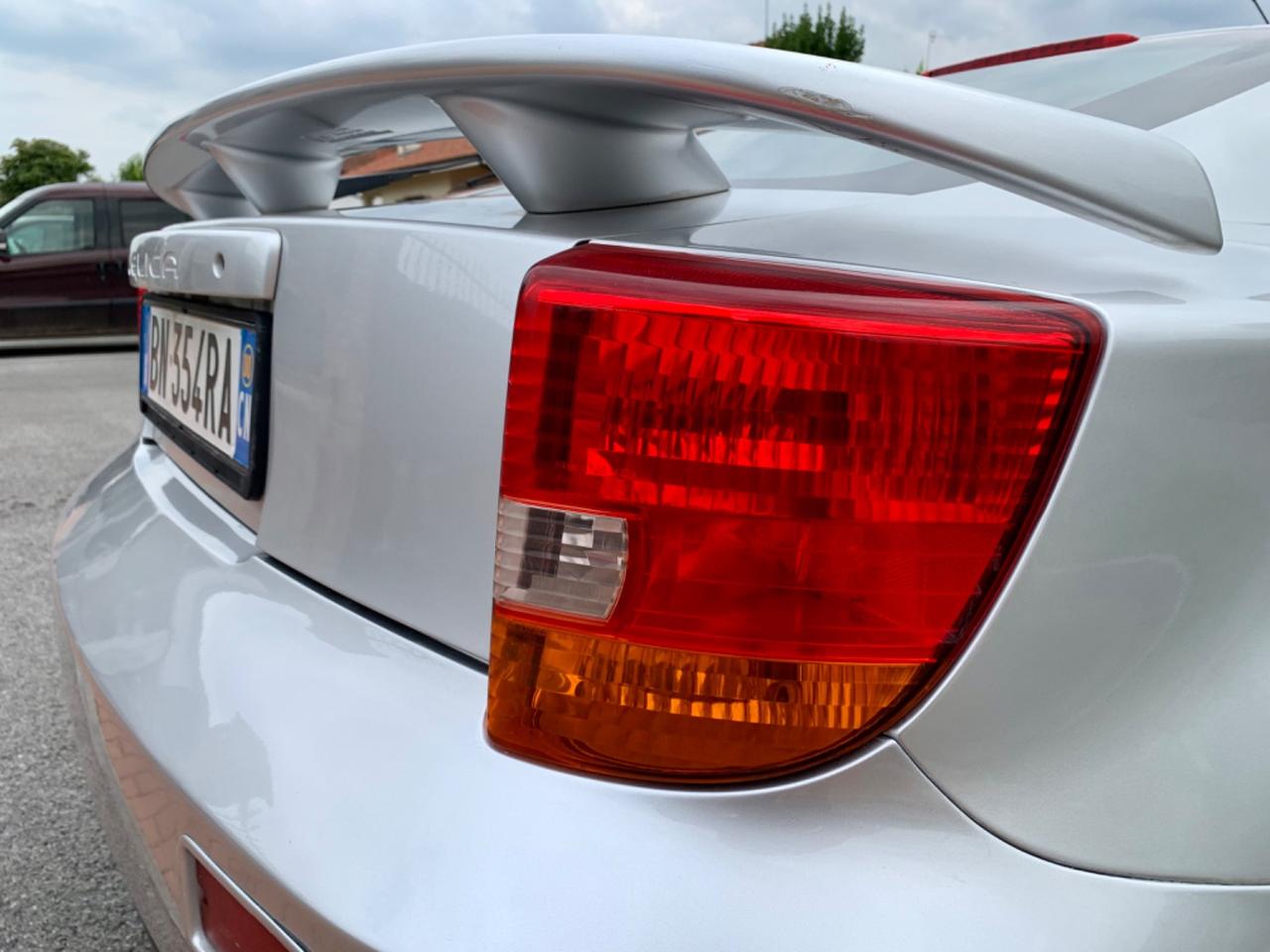 Toyota Celica 1.8 16V VVT-i