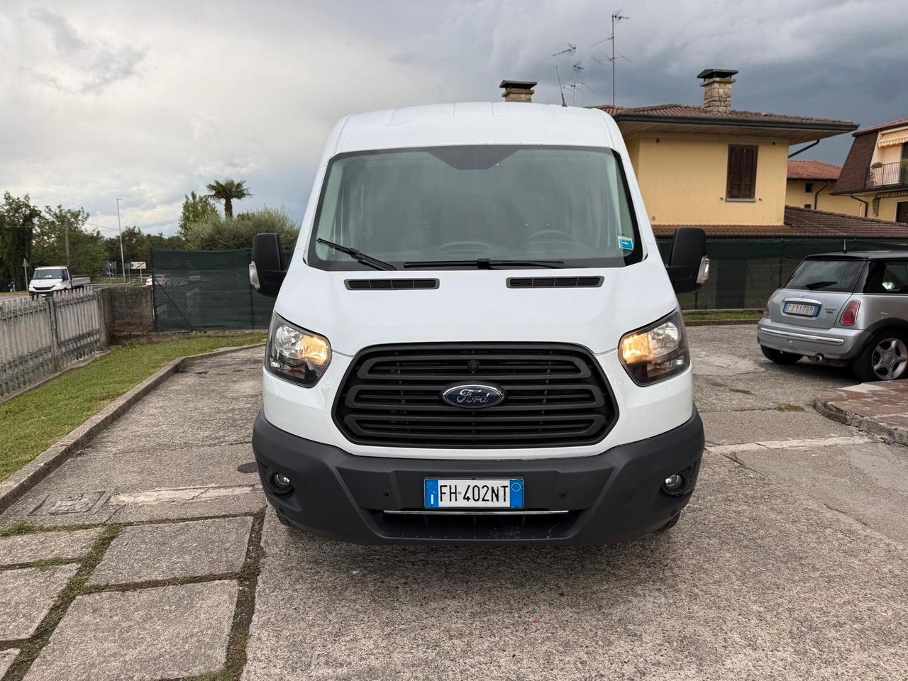 Ford Transit 310 2.0TDCi EcoBlue PL-TM Combi Entry