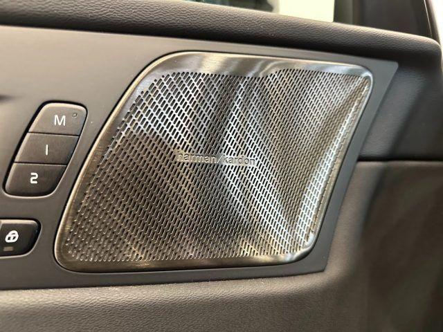 VOLVO XC60 B4 (d) aut Plus Dark N1 Tetto Panoramico Ap.