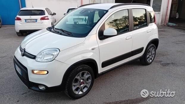 Fiat Panda 1.3 mjt-4X4-full-2013