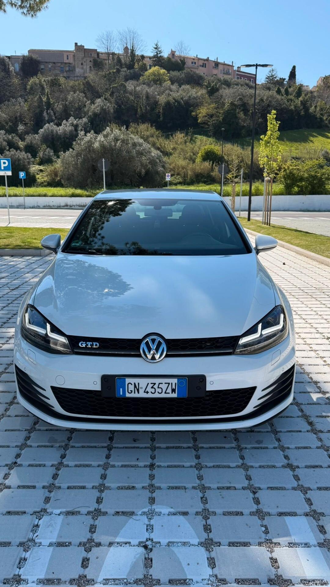 Volkswagen Golf GTD 2.0 TDI 5p. BlueMotion Technology