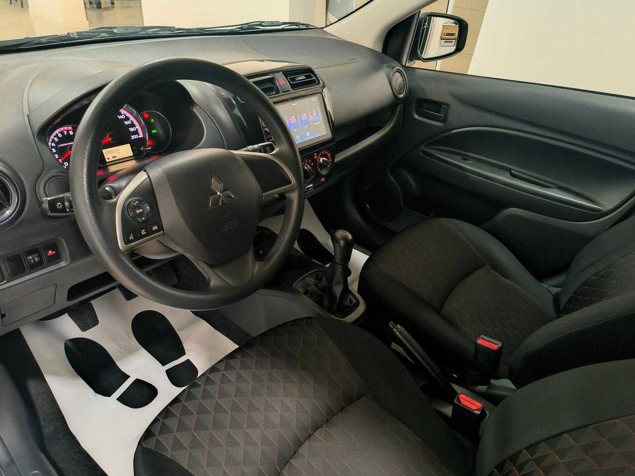 Mitsubishi Space Star 1.2 Intense SDA