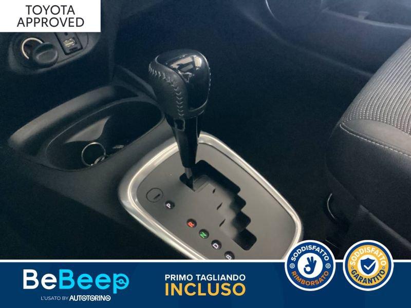 Toyota Yaris 5P 1.5H LOUNGE BLUE