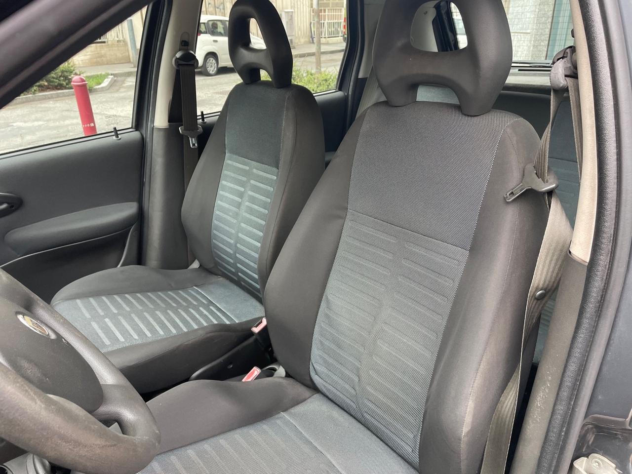 Fiat Punto Classic 1.2 5 porte/1PROP/GARANZIA 12 MESI