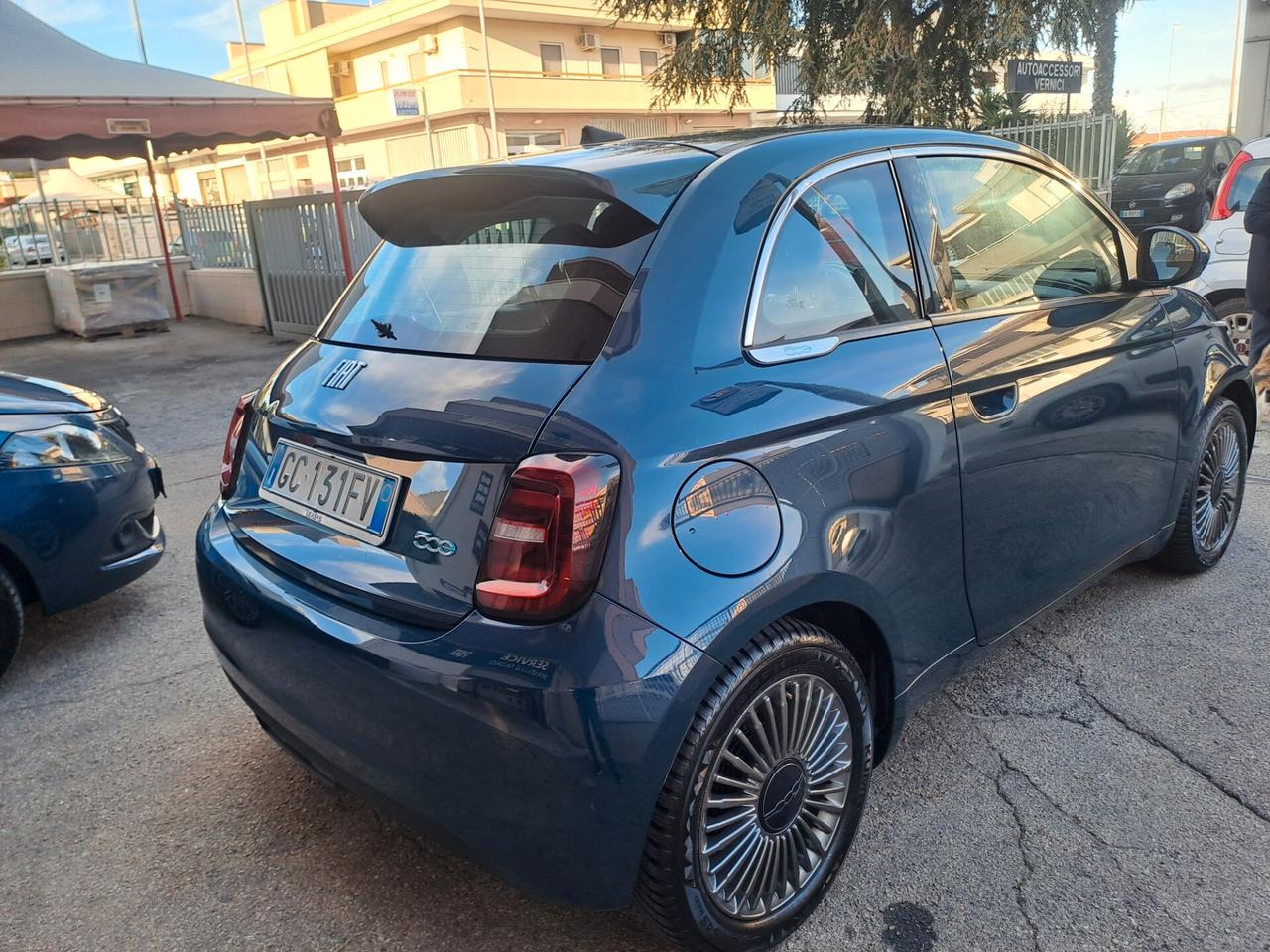 Fiat 500e Berlina 42 kWh Icon , soli 9800 km!!