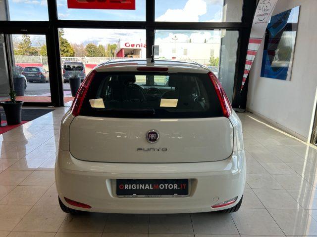 FIAT Punto 1.2 8V 5 porte Street