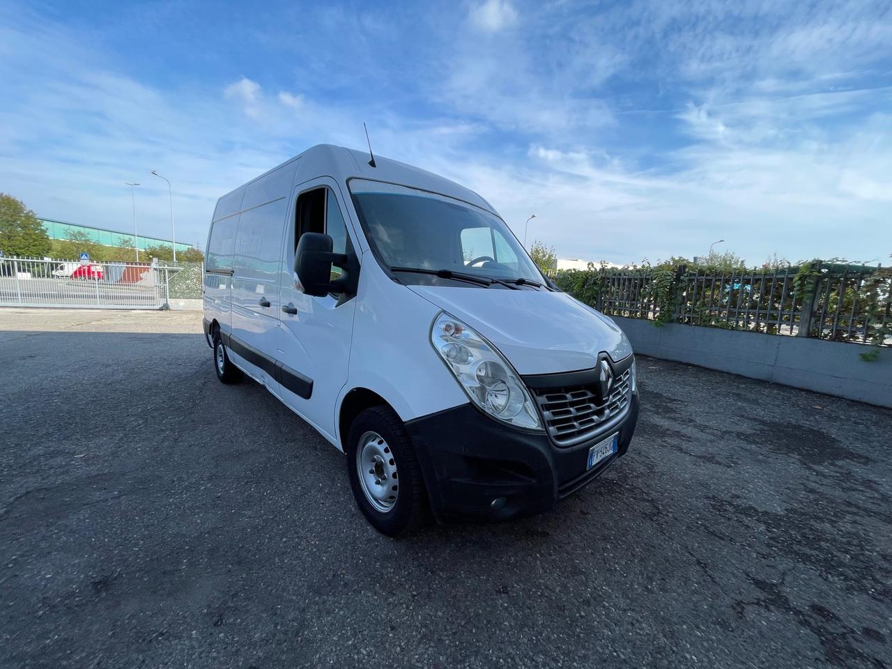 Renault Master T35 2.3 dCi 131 cv