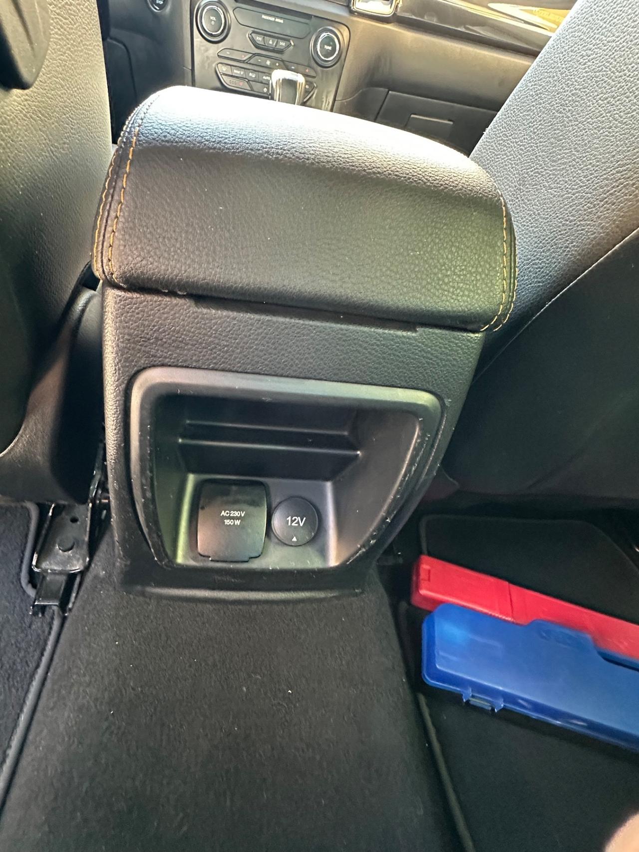 Ford Ranger Thunder 2.0 TDCi aut. 213 CV Wildtrak 5 posti