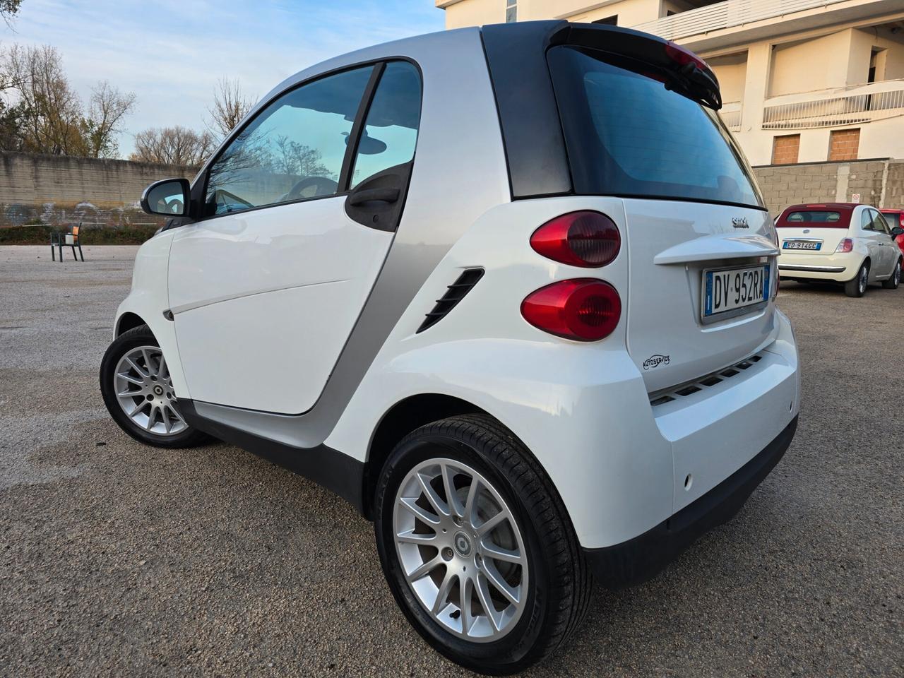 Smart ForTwo 1.0 benz mhd full opt nuova 2009