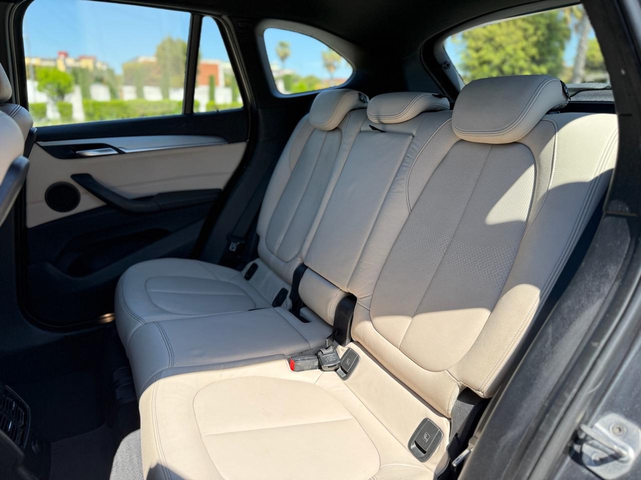 BMW X1 2016 xDrive20d xLine