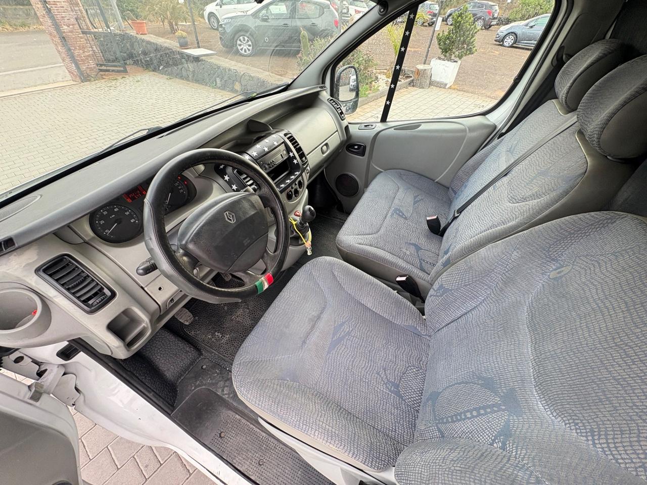 Renault Trafic 2.0 dci 130 cv PC-TN Furgone Generique