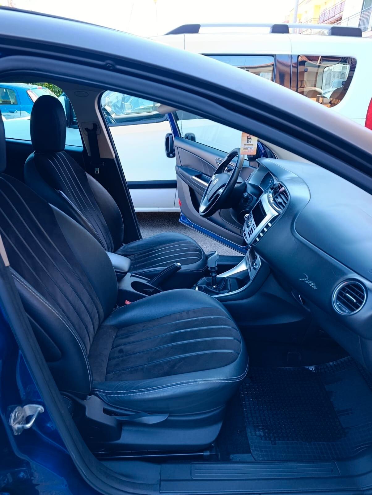 Lancia Delta 1.6 MJT Platino 2009