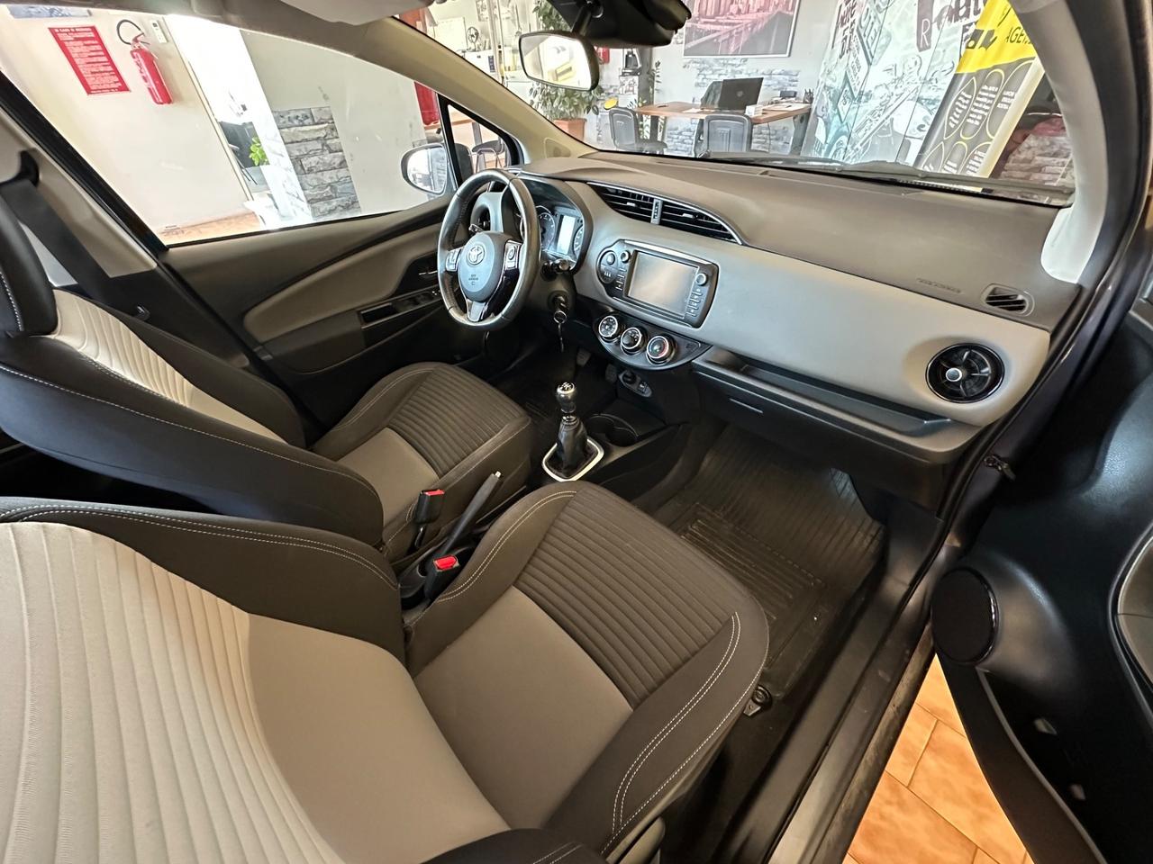 Toyota Yaris 1.3benz. 95.000km