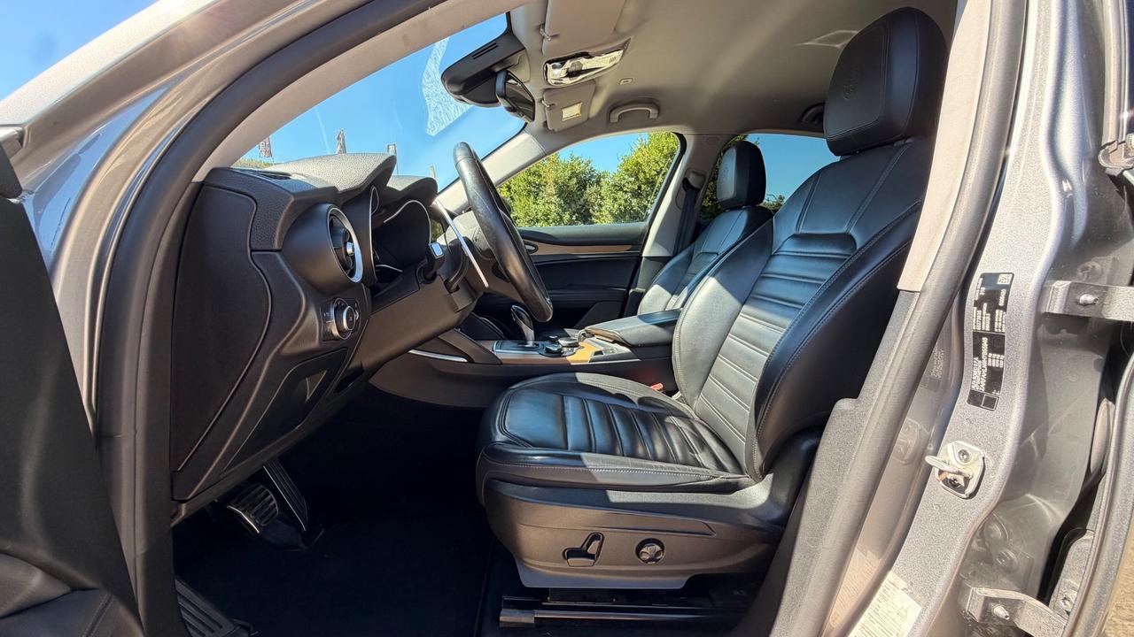 Alfa Romeo Stelvio 2.0 Turbo 280 CV AT8 Q4 First Edition