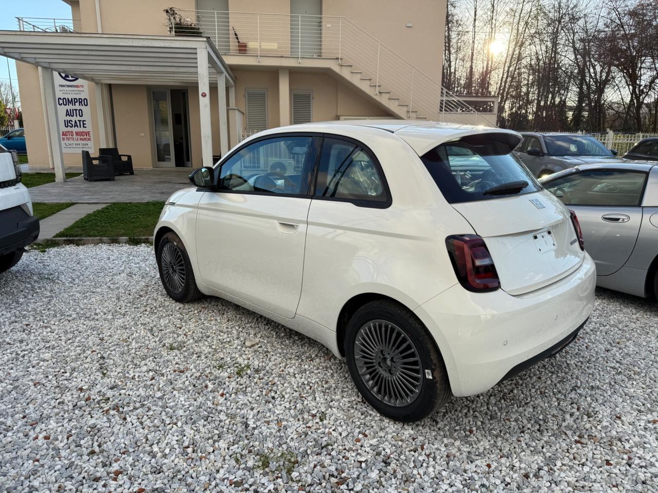 Fiat 500 Berlina Hybrid Icon