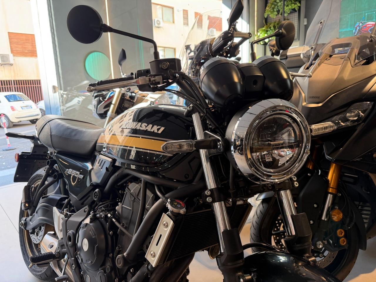 Kawasaki Z 650 RS 2025