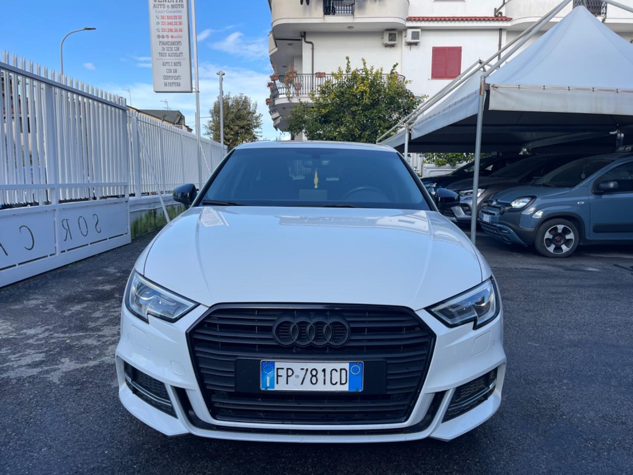 Audi A3 SPB 2.0 TDI S tronic Sport (IDENTITY BLACK)
