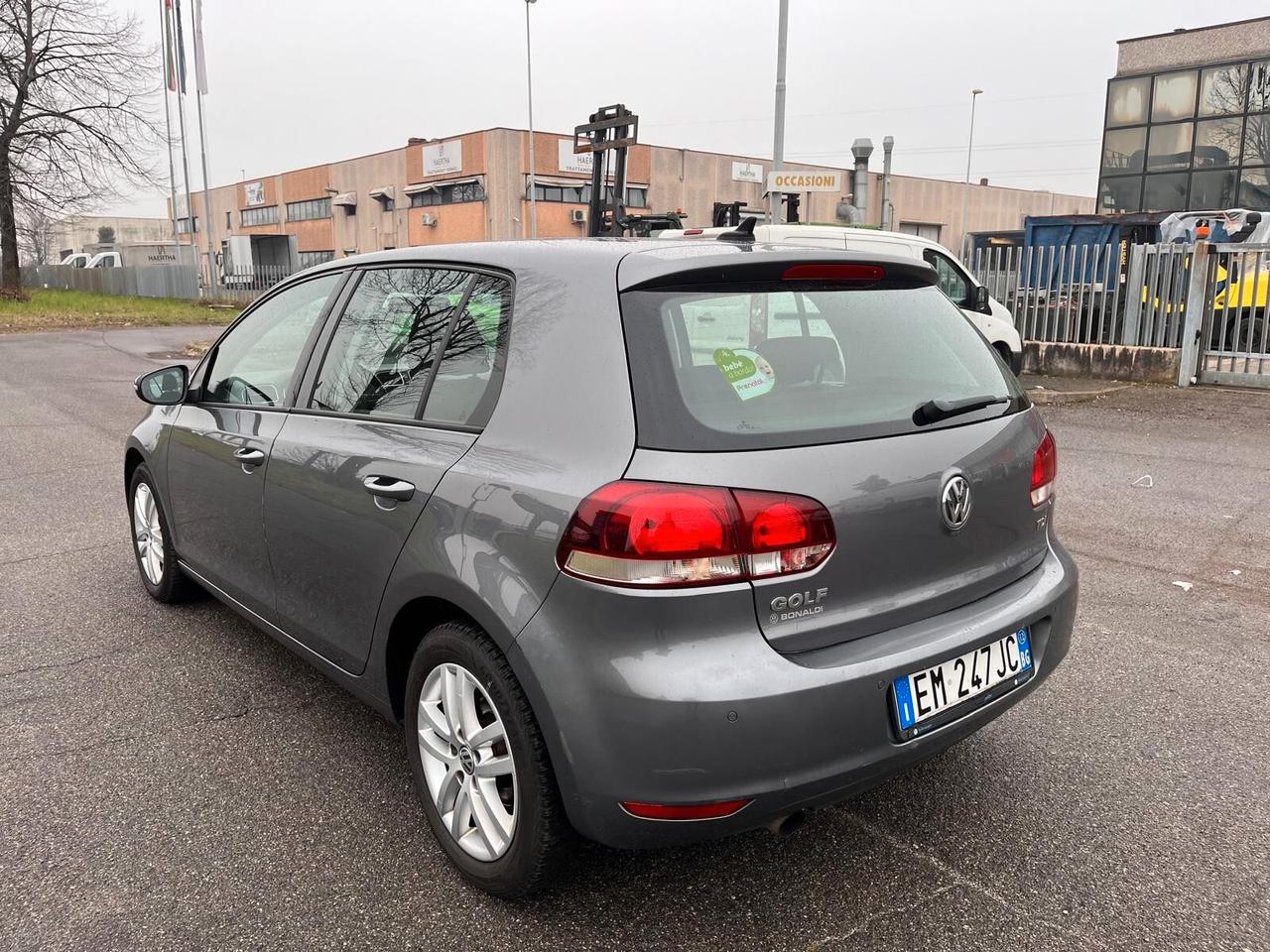 Volkswagen Golf 1.6 TDI DPF 5p. Highline