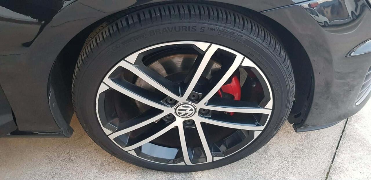 Volkswagen Golf GTD 2.0 TDI 184CV DSG