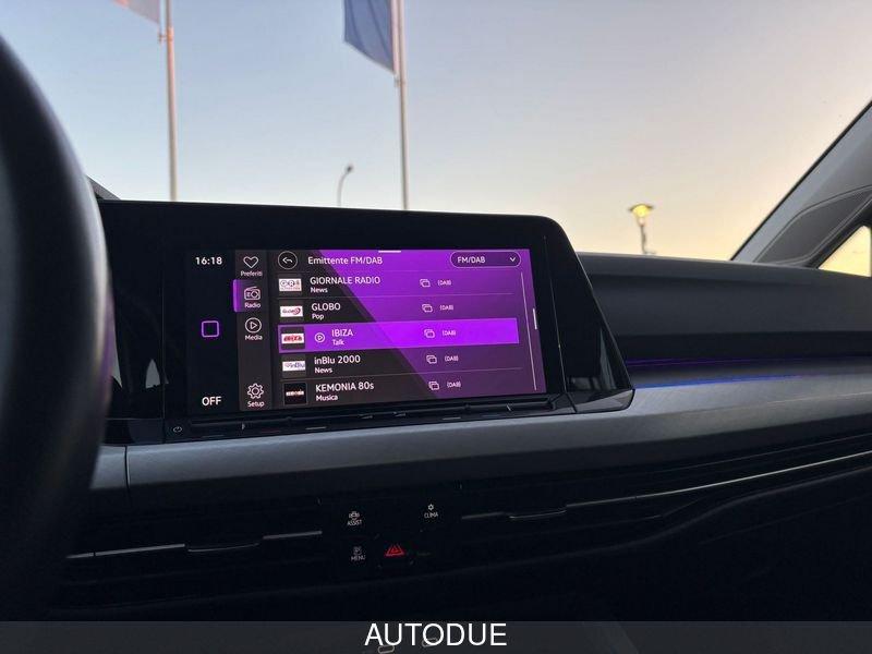 Volkswagen Golf VIII 2020 1.0 tsi evo Life 110cv