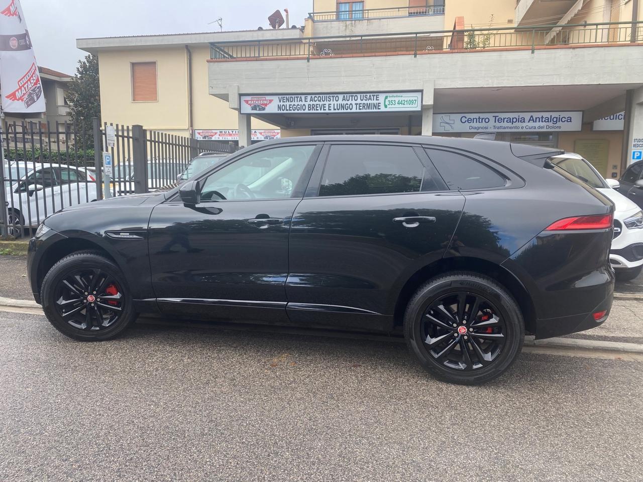 Jaguar F-Pace 2.0 D 180 CV R-Sport