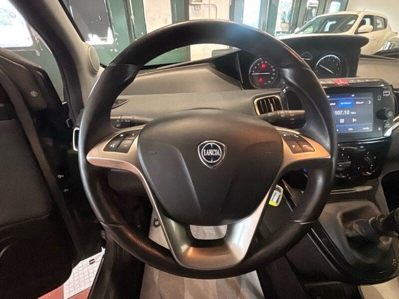 Lancia Ypsilon YPSILON 1.0 FireFly Hybrid 70cv