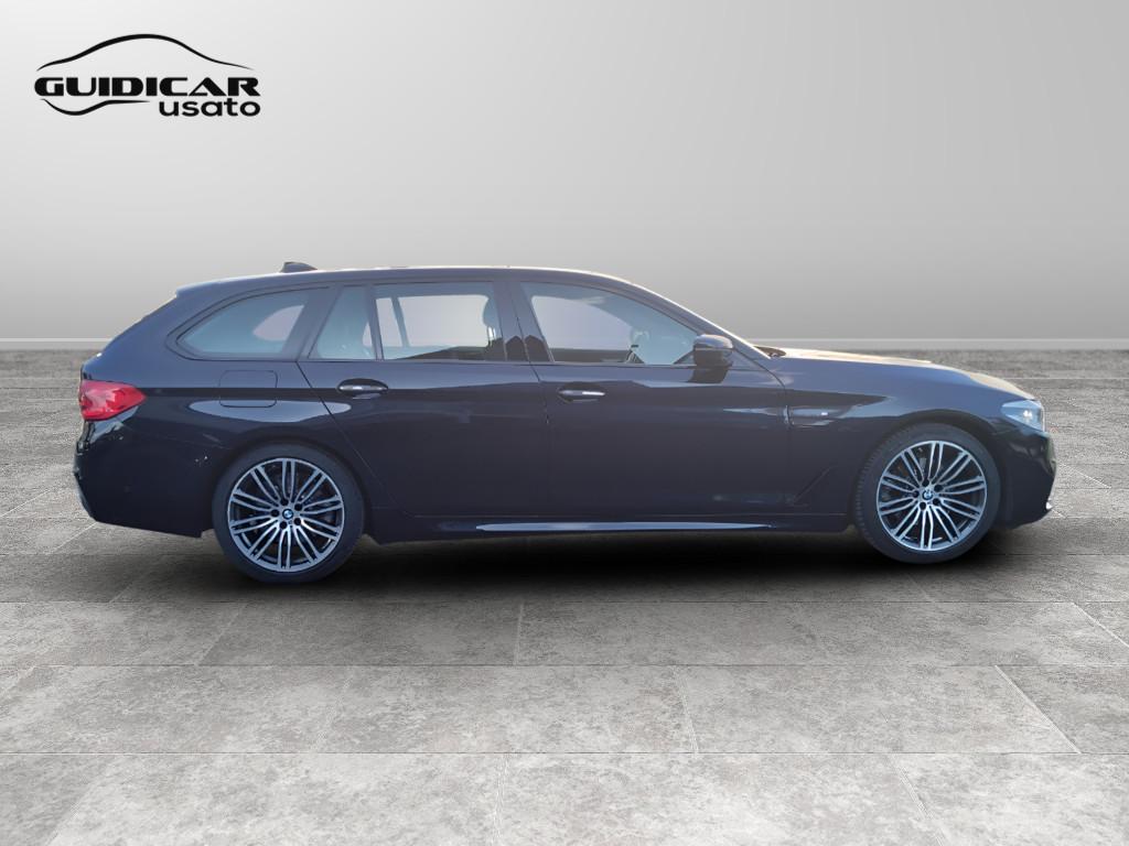 BMW Serie 5 G31 2017 Touring - 520d Touring Msport auto