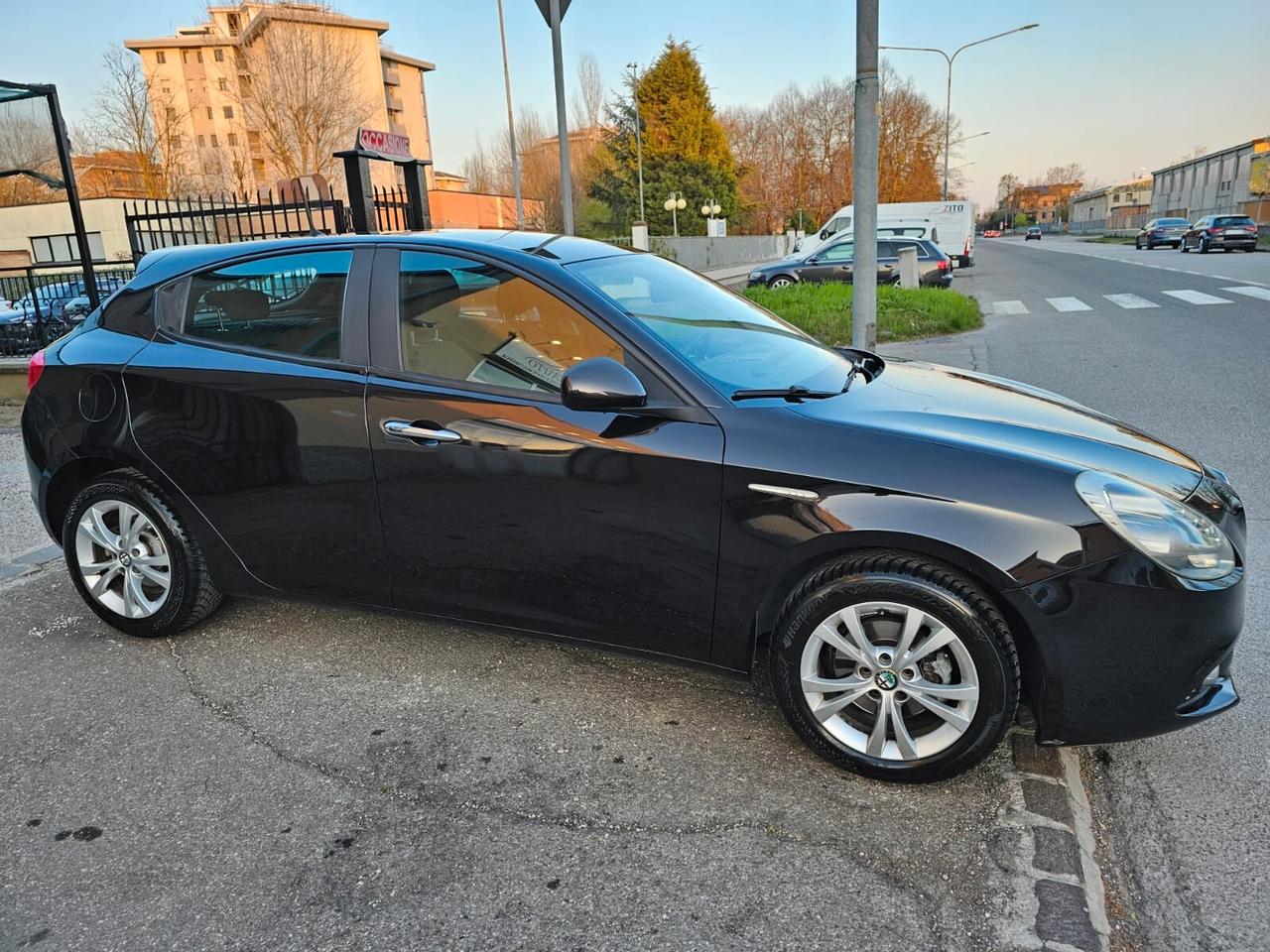 Alfa Romeo Giulietta 1.6 Multijet 105cv Distinctive*Clima*Cerchi*Euro5*