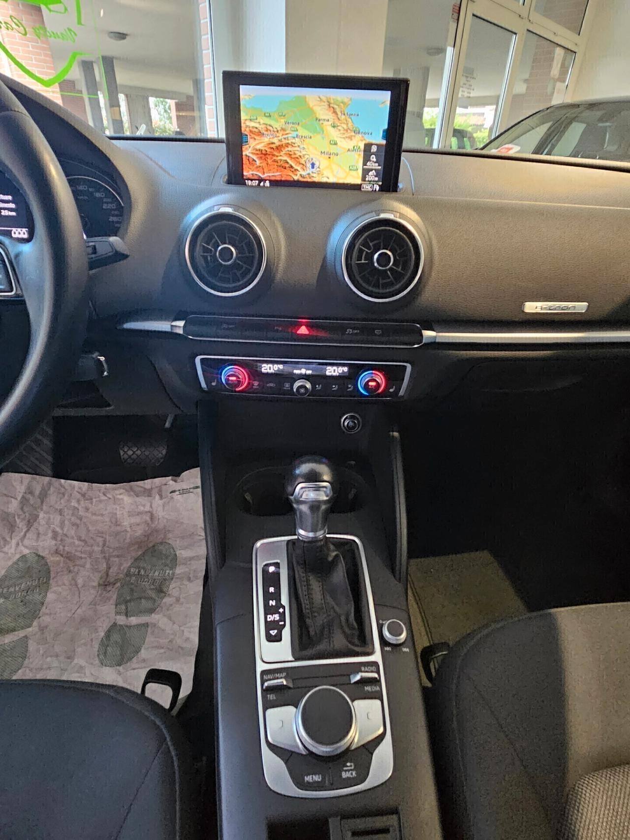 Audi A3 SPB 1.4 TFSI S tronic g-tron 110CV