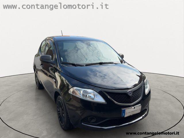 LANCIA Ypsilon 1.2 69 CV 5 porte S&S Black and Noir